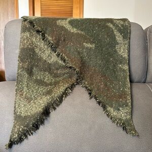 Camo scarf